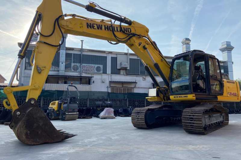 OmecoHub - Immagine NEW HOLLAND E245C